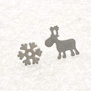 Vtg Sterling Silver Snowflake & Reindeer Mini Stud Earrings 8mm & 11mm Xmas